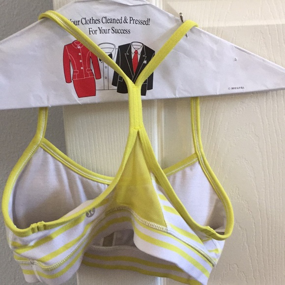 Lululemon sports bra - Picture 2 of 2